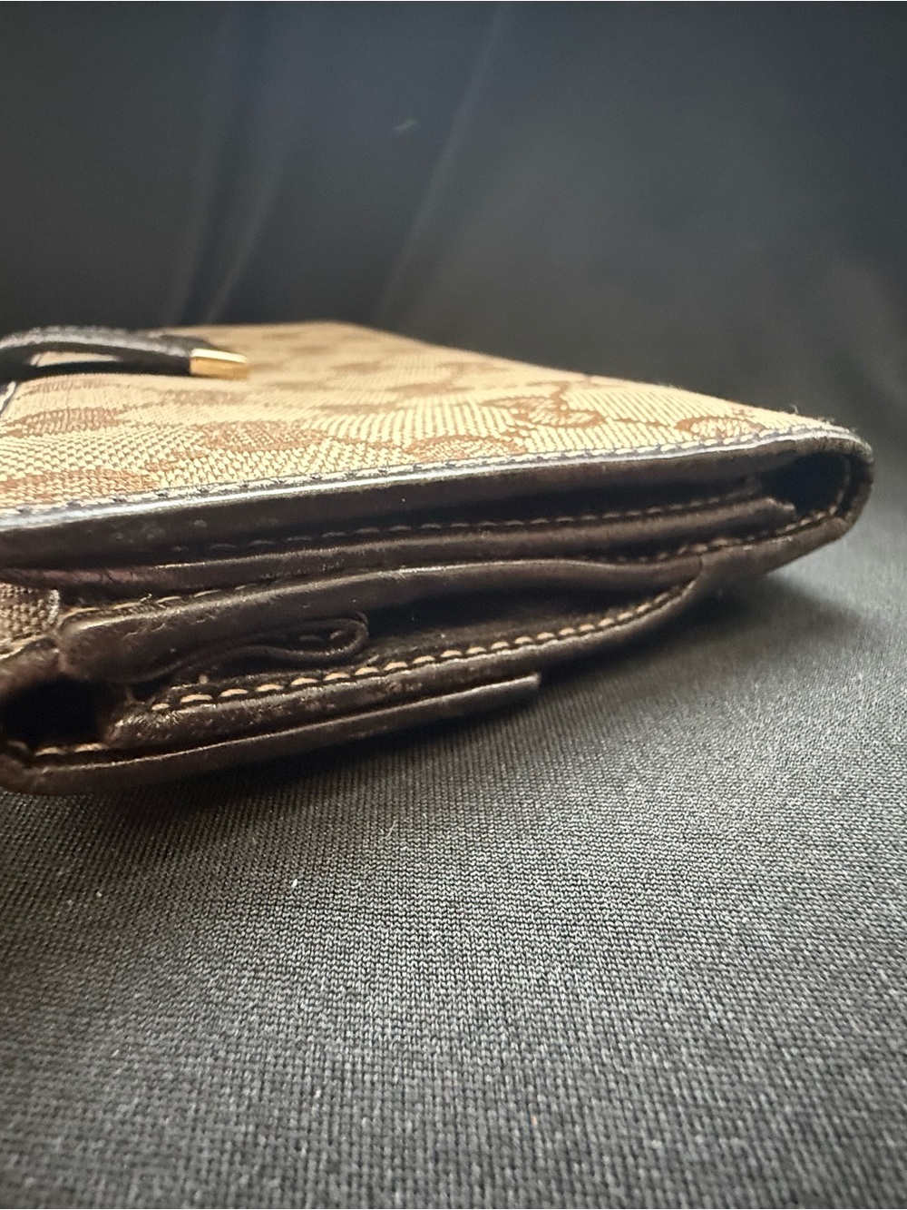 Gucci Brown and Beige GG Canvas Snap Wallet - Picture 7 of 11